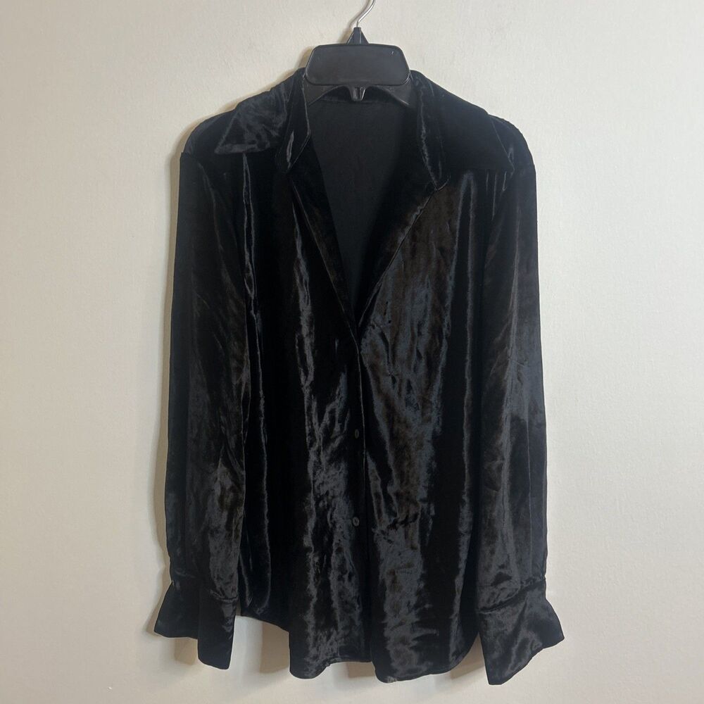 Vince Black Velvet Button Front Blouse Women’s Small Long Sleeve